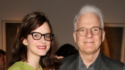 Steve Martin y Anne Stringfield. La pareja recibió a su primer hijo en diciembre haciendo de Steve Martin padre primerizo a los 67 años